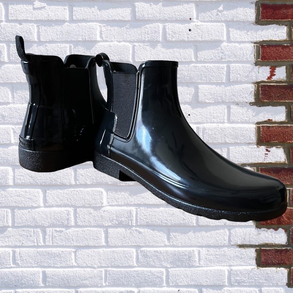 Hunter gloss Chelsea Wellington boots
